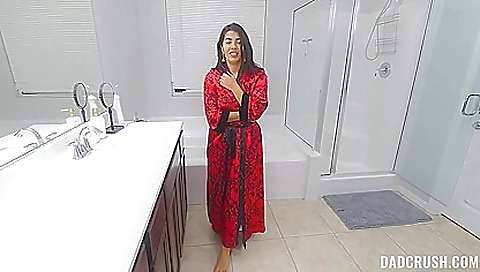 Roxi and ale adore vonc surg above