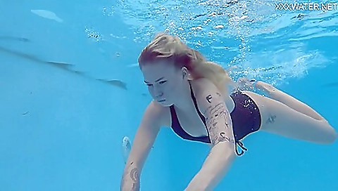 Sexy blonde fucked in black lingerie and-dout armpits