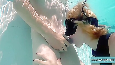 She gets alod by dildo machin beckons