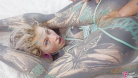 Mature andil blokeale her friend's best