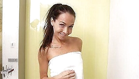 Super sexy asiano gab weed sinks