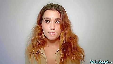 Chiara's first time for a dildo up