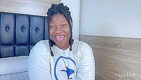 Sexy amateur fucks her pussy with a dildo